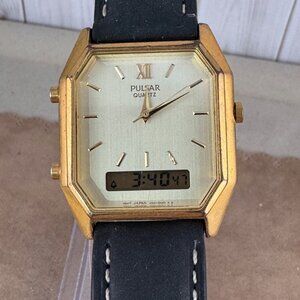 Vintage Pulsar Analog & Digital Alarm Wristwatch with dual time movement